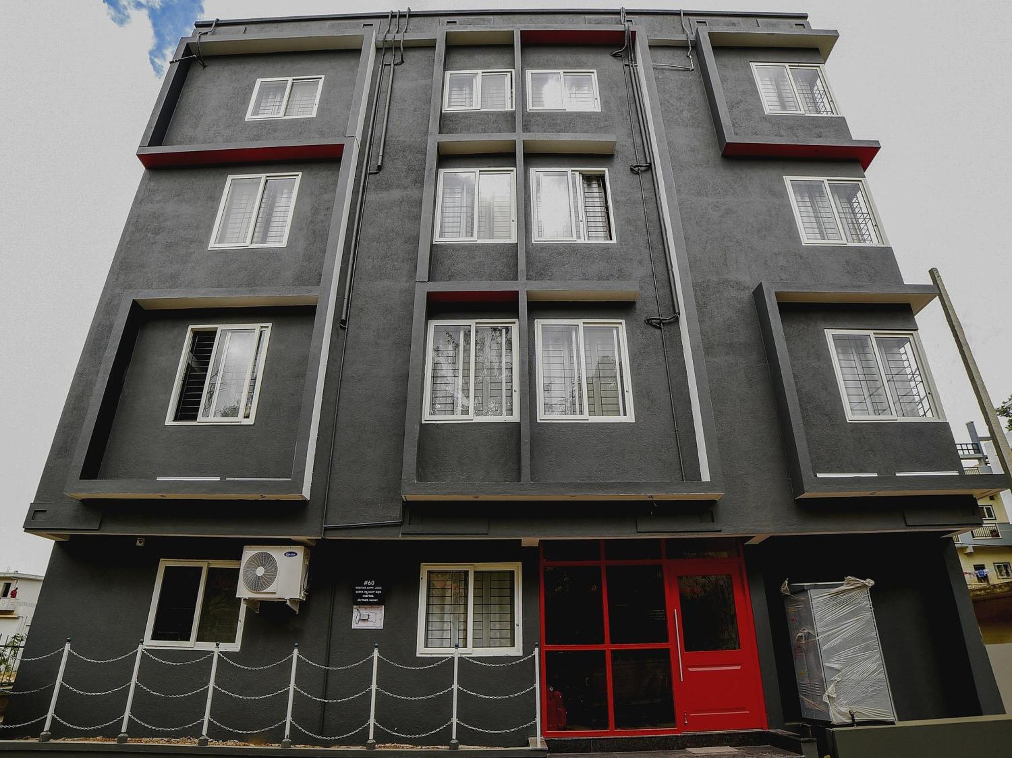 Townhouse Sarvar Hospitality Near Ascendas Park Square Mall Бангалор Экстерьер фото